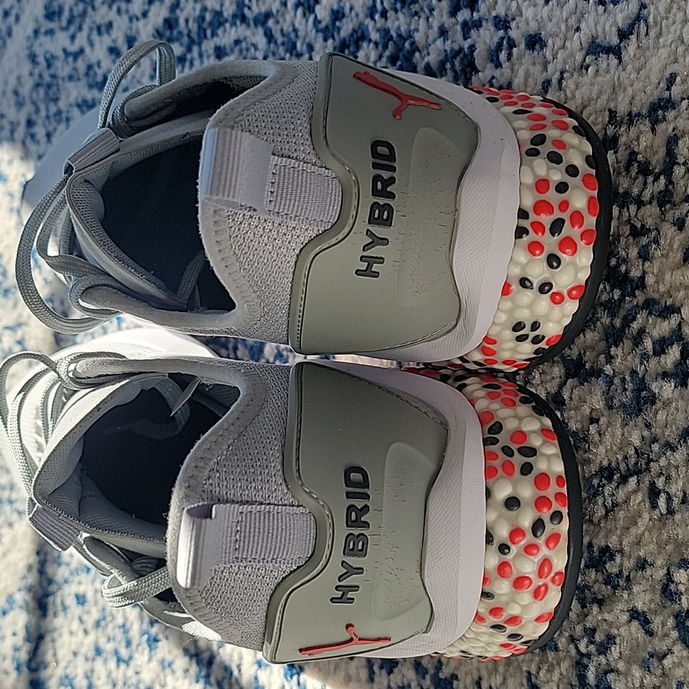 Puma hybrid sneaker size 10.5